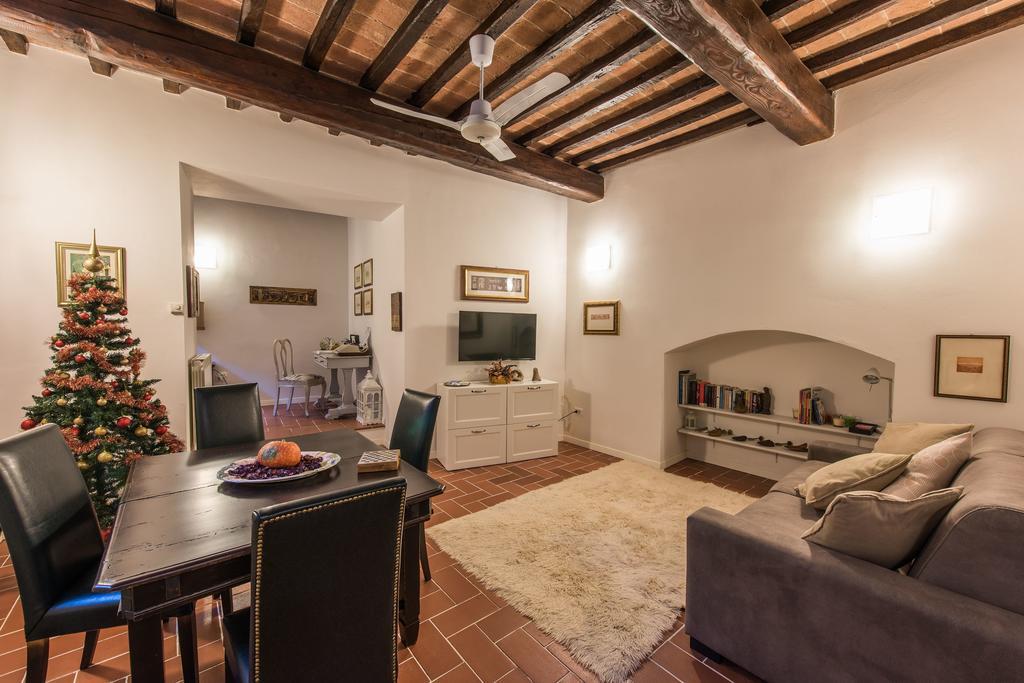 Vermaaten Boutique Suites Emerald Todi Exterior photo